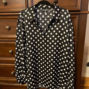 Karl Lagerfeld sleek women’s shirt.